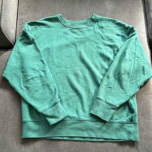 American Eagle crewneck sweatshirt